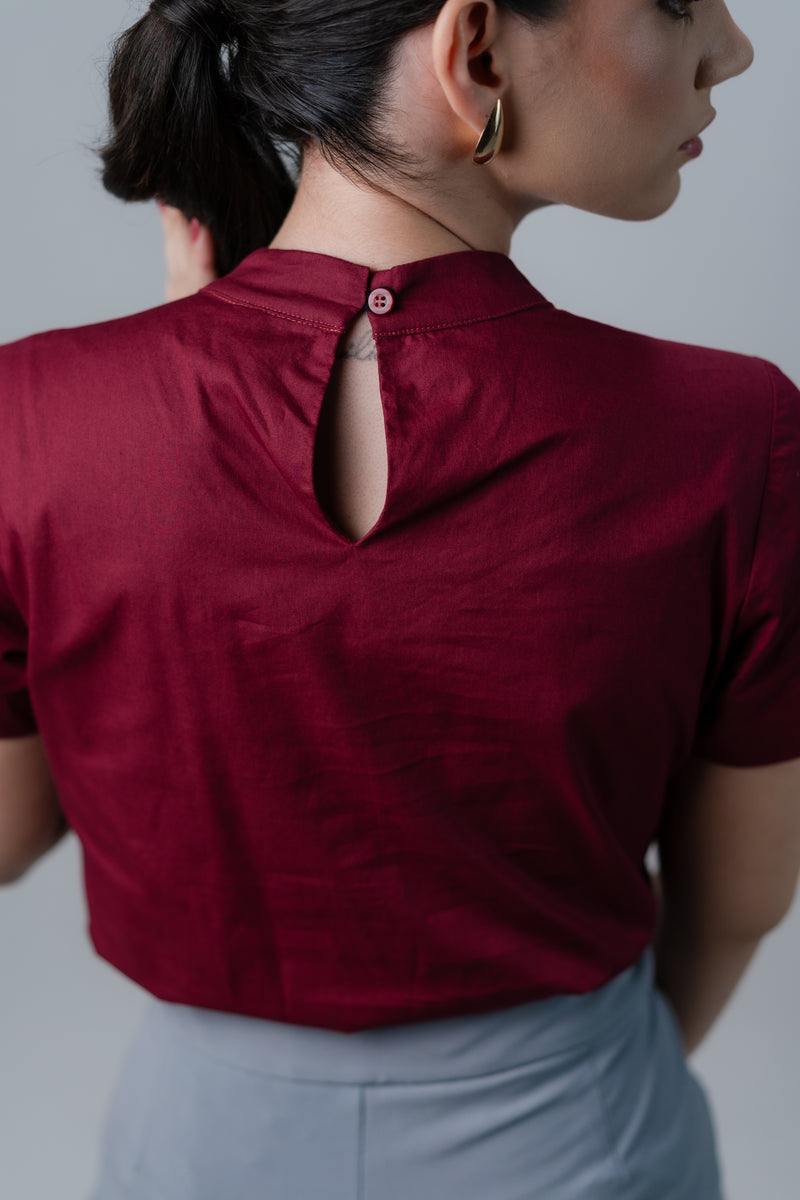 BLUSA BÁSICA COM BOTÃO FEMININA VINHO